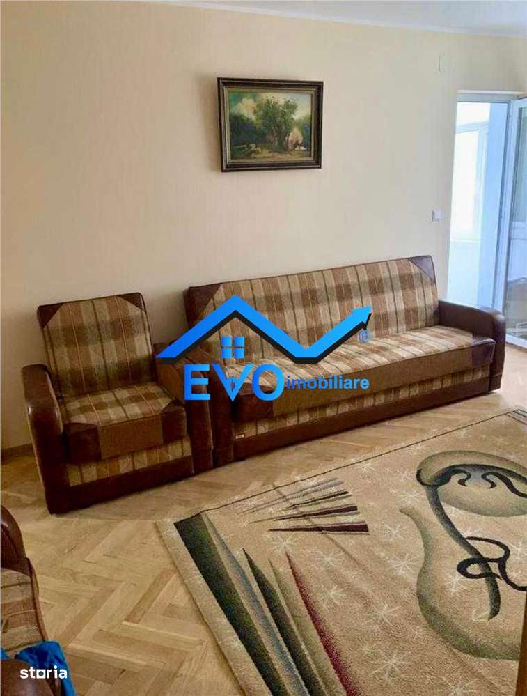 Apartament cu 3 camere, decomandat, zona Copou - Imagine principală: 4/10