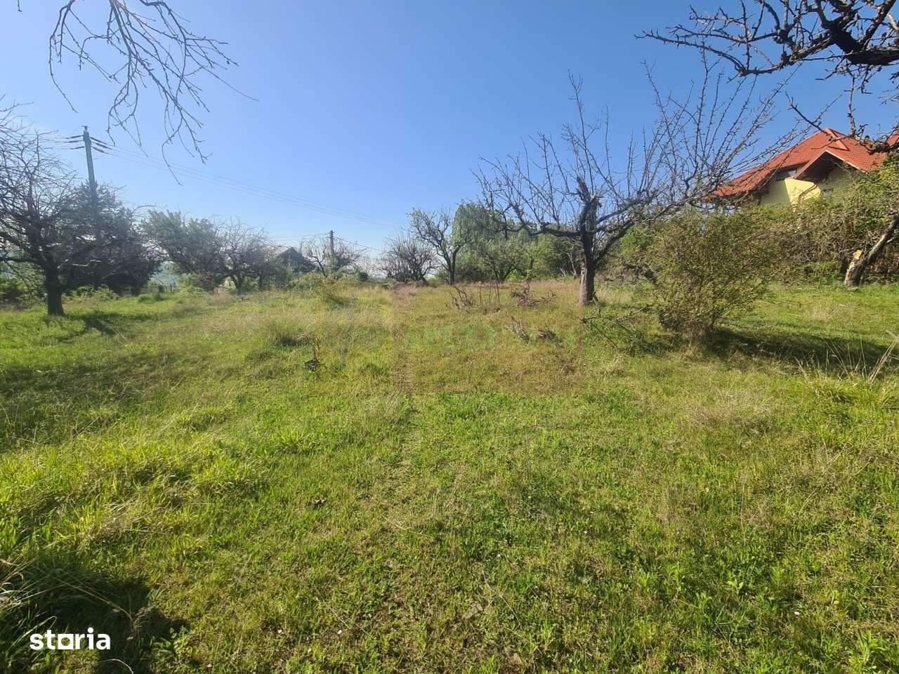 Teren de vanzare in Campina in zona retrasa - Imagine principală: 2/13