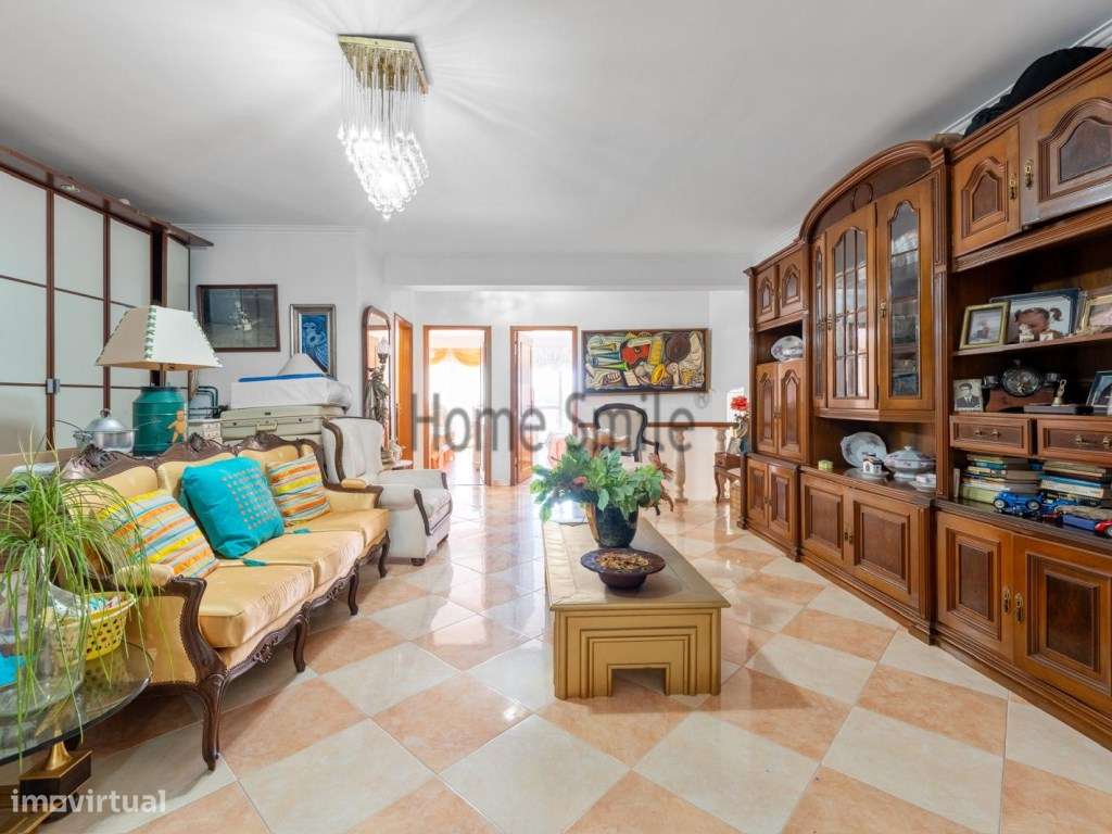 T3+1 COM 2 TERRAÇOS. ANEXO COM PISCINA-5