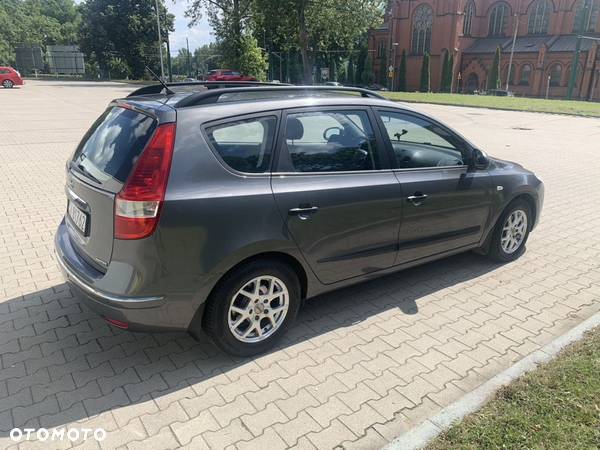 Hyundai I30 1.6 CRDi Comfort - 14