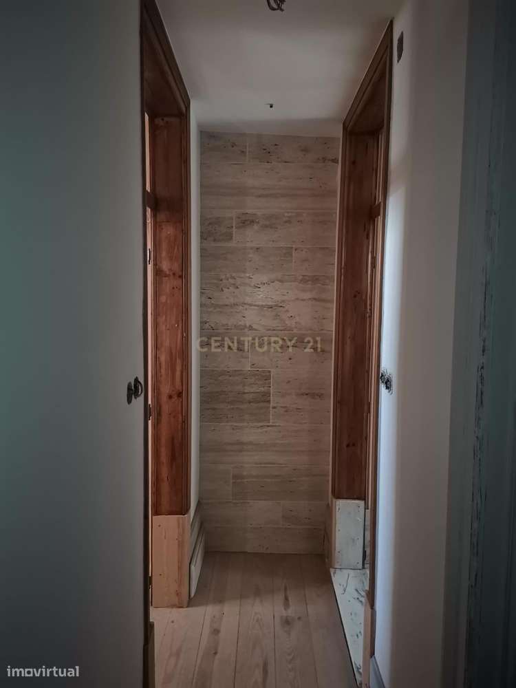 Prédio com vista soberba sobre o rio Mondego-34