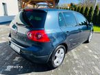 Volkswagen Golf - 6