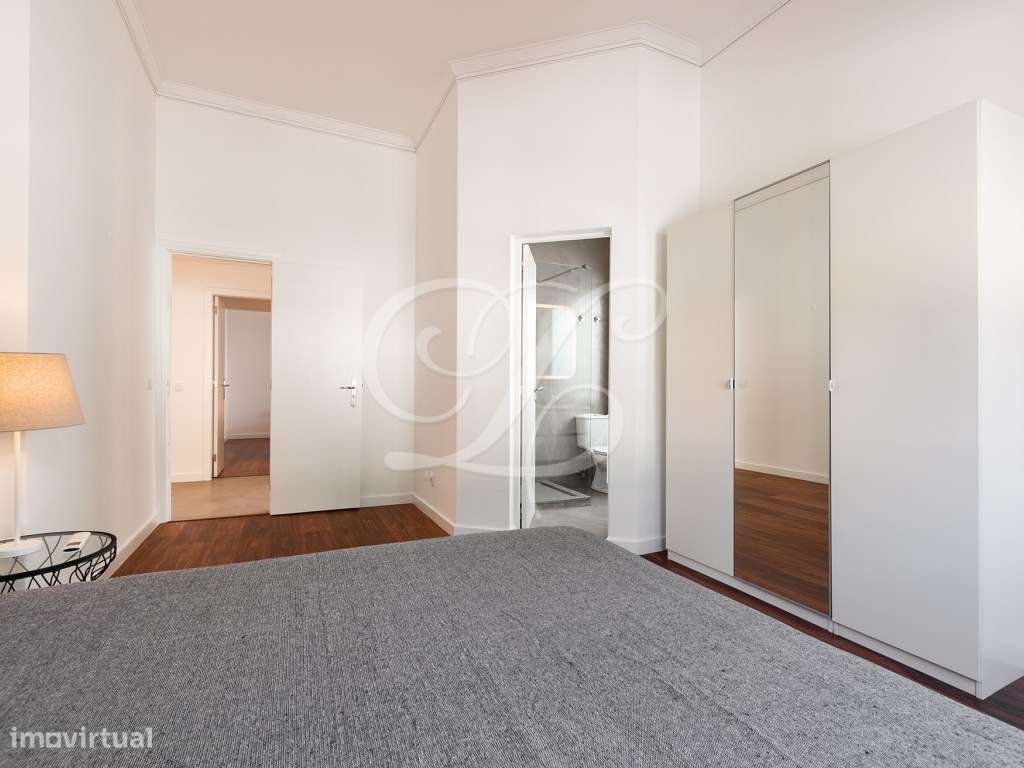 Moradia T5 c/ Piscina e Zona Lounge | Estoril-38