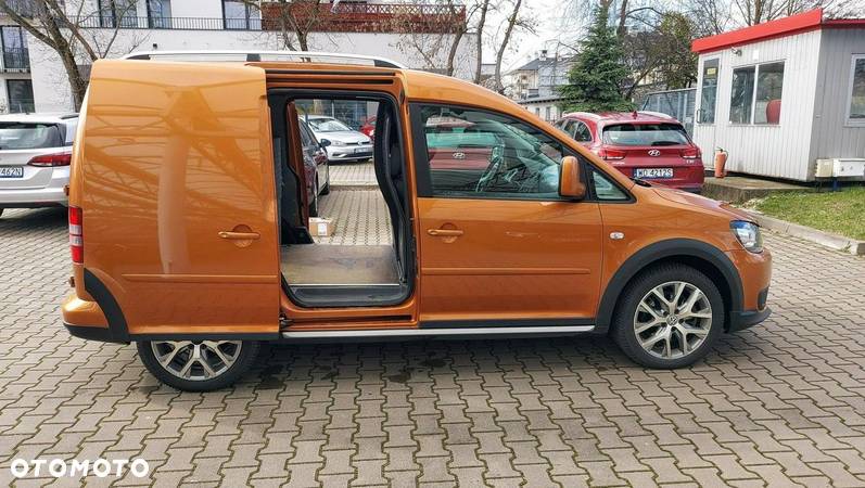 Volkswagen Caddy - 10