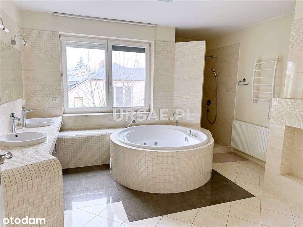 Komfortowy Dom Przy Pięknej Ulicy W Konstancinie - Pełny obrazek: 5/15