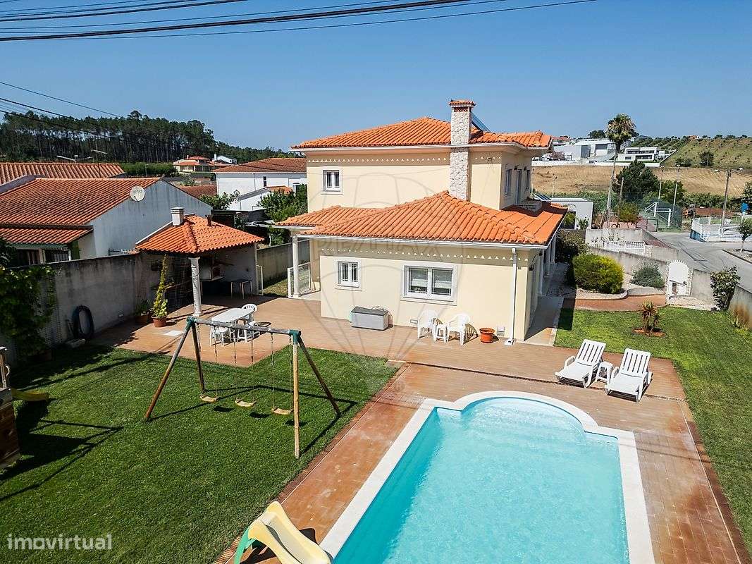 Moradia T4 para venda - Grande imagem: 2/50