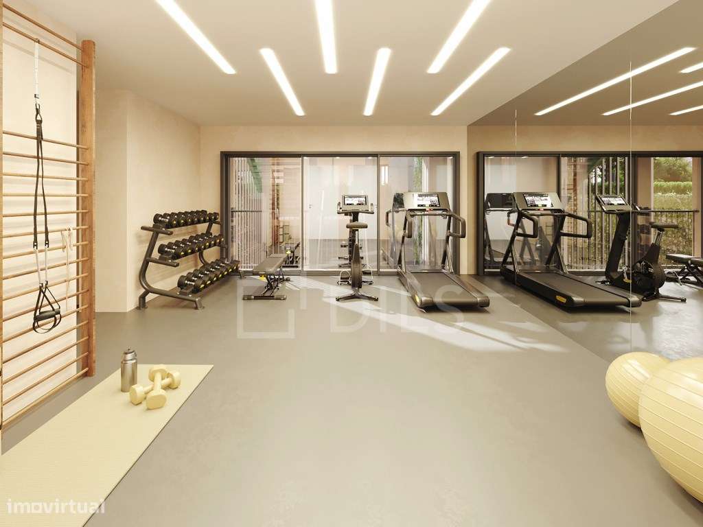 Apartamento T1 com estacionamento em condomínio com piscina e jardim - Grande imagem: 5/45