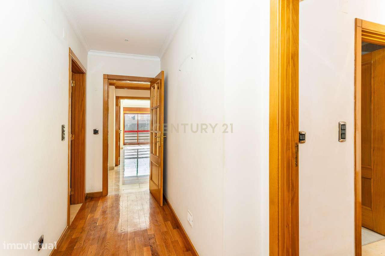 Excelente apartamento T3 na Venteira - Amadora-7