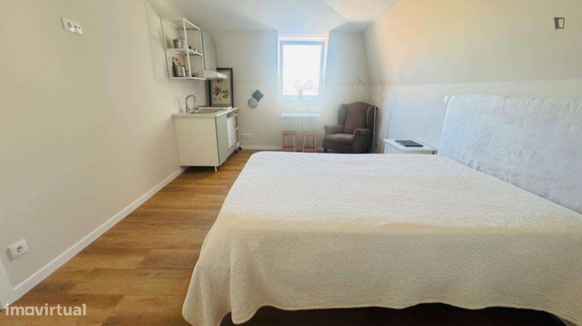 Estúdio - localizado em São Jerónimo Coimbra - Grande imagem: 2/7