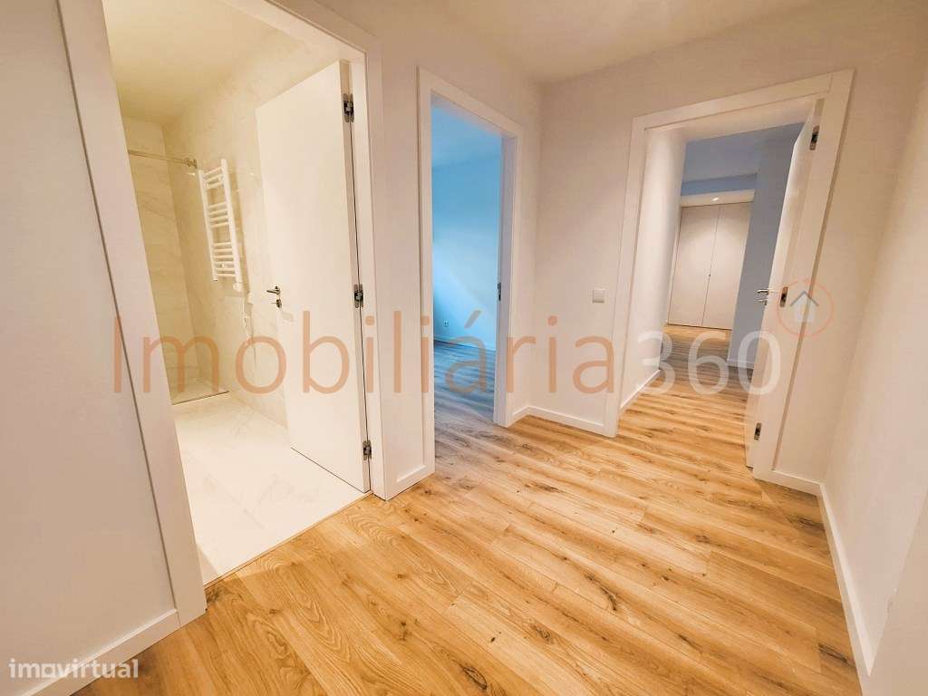 ** Apartamento T3 no Senhora do Porto Residence **-13
