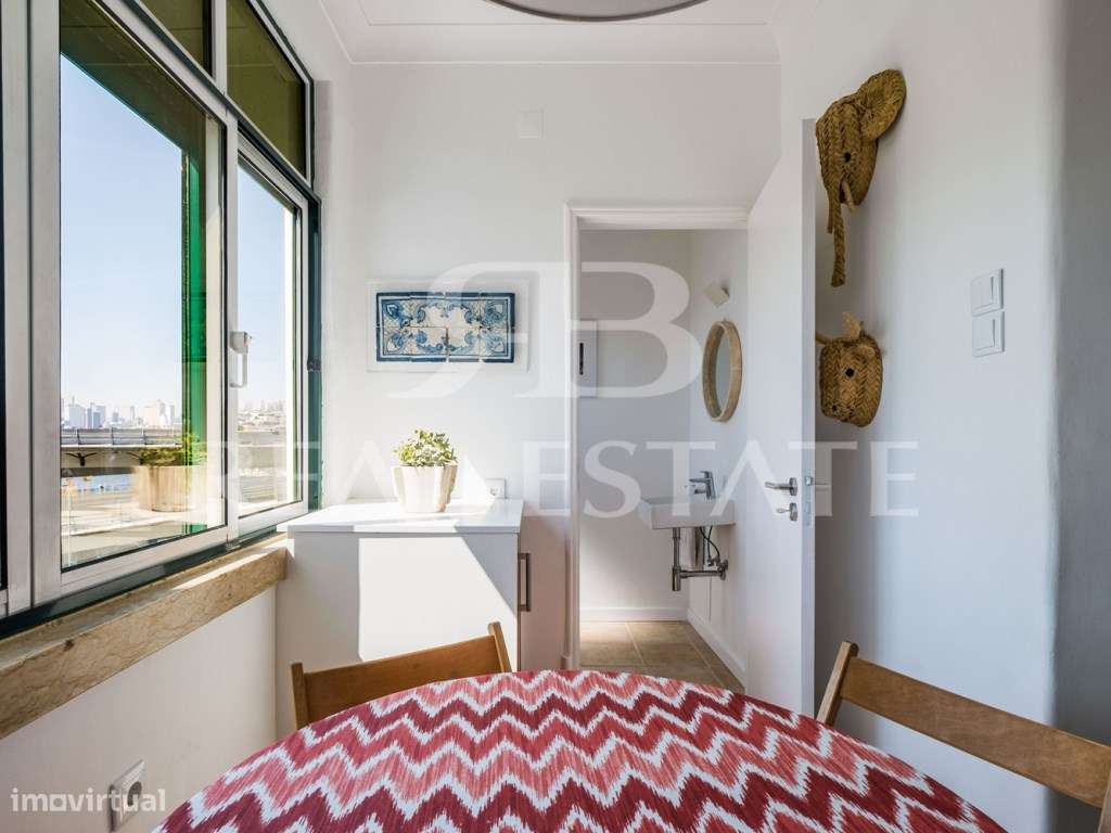 T3 com 1 Suite + Pátio comum e alguma VISTA RIO | RESTELO - Lisboa.-15