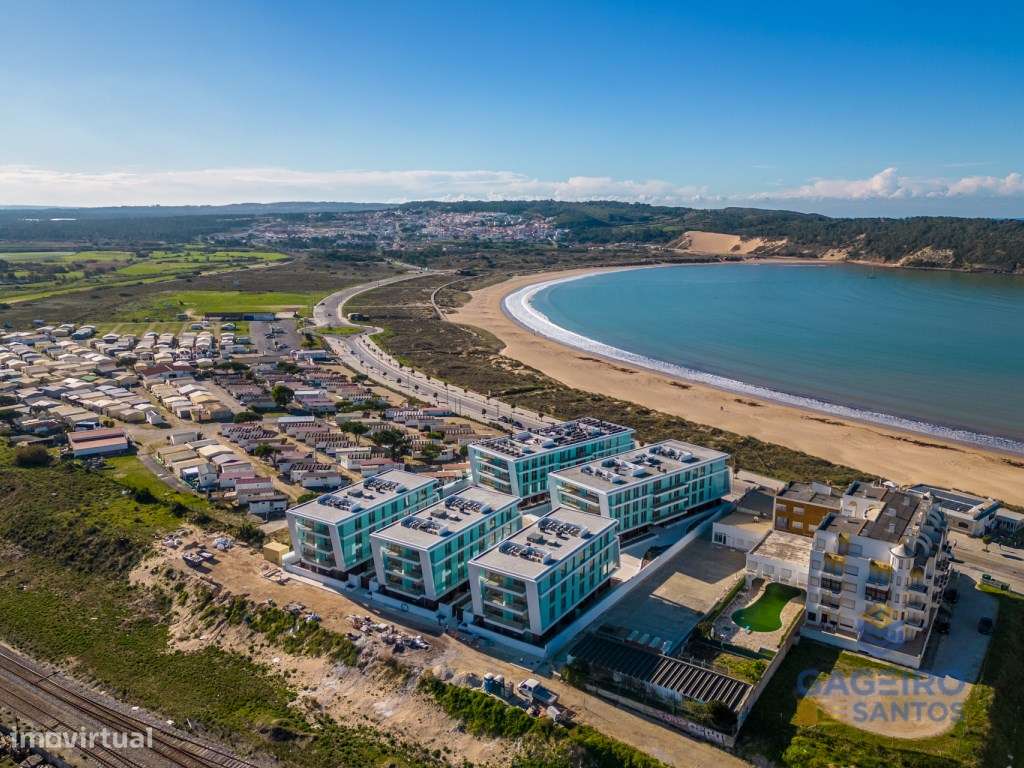 Apartamento T2 inserido em condomínio de luxo na primeira linha de ...-27