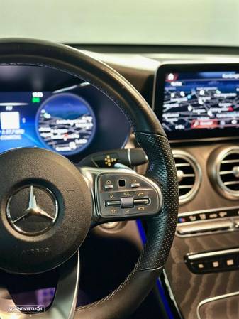 Mercedes-Benz GLC 220 d 4Matic 9G-TRONIC AMG Line - 26