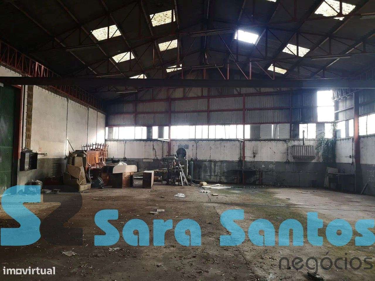 Armazém C/1100m2 para recuperar-  Paços Ferreira - Grande imagem: 5/12