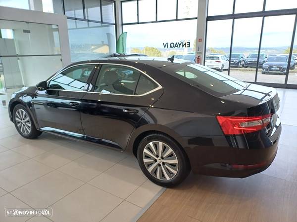 Skoda Superb 1.4 TSI iV Ambition DSG - 4