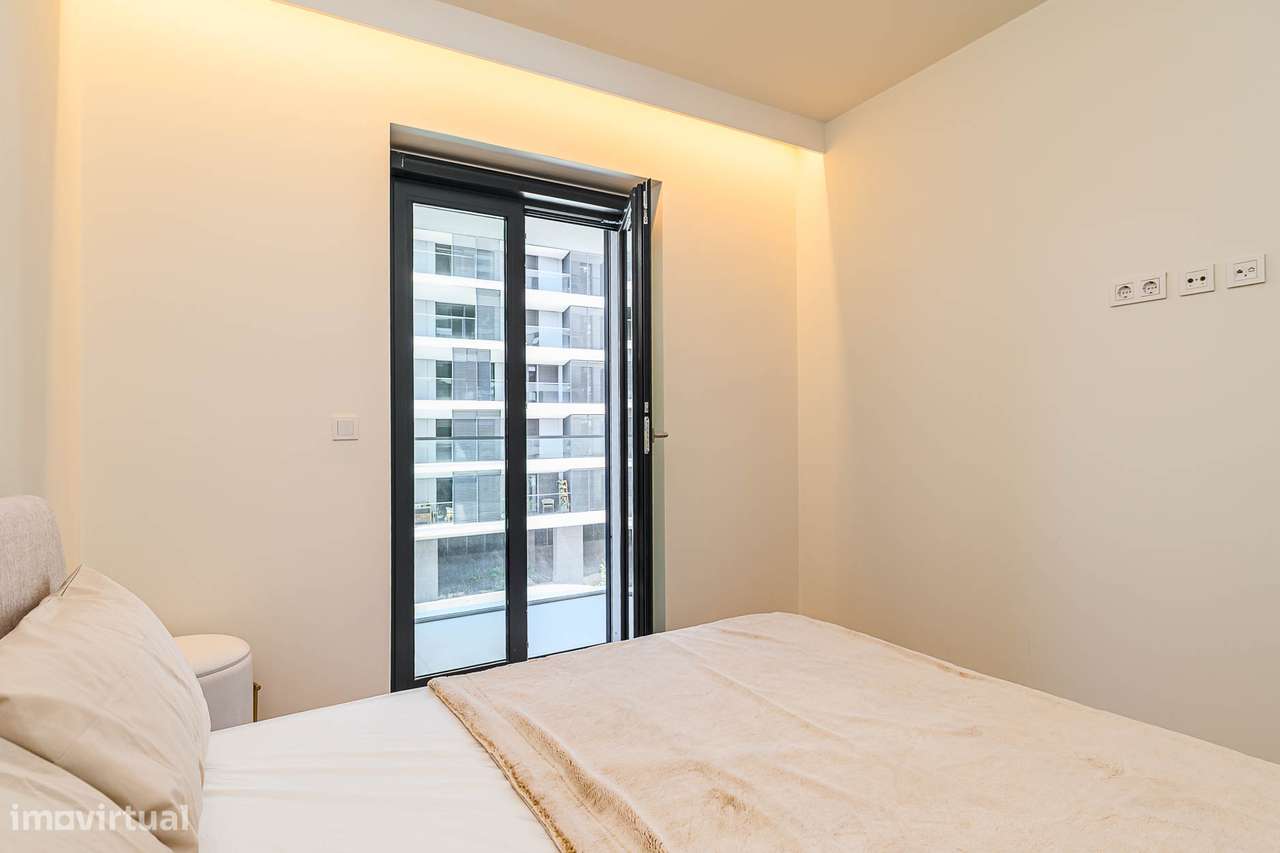 Apartamento t1 à venda na Avenida dos Combatentes, 70-16