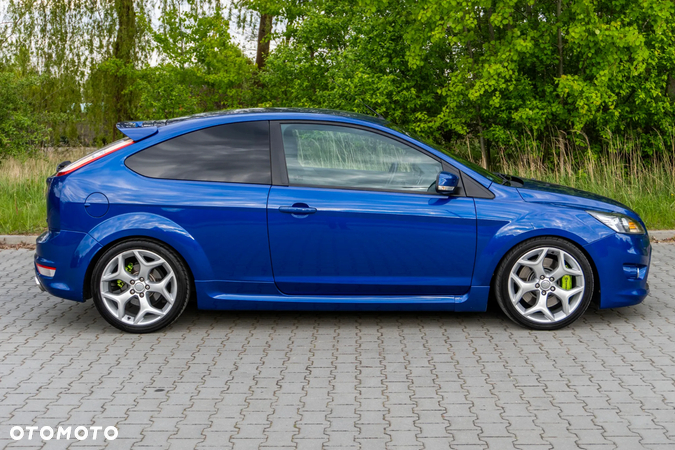 Ford Focus 2.5 ST - 16