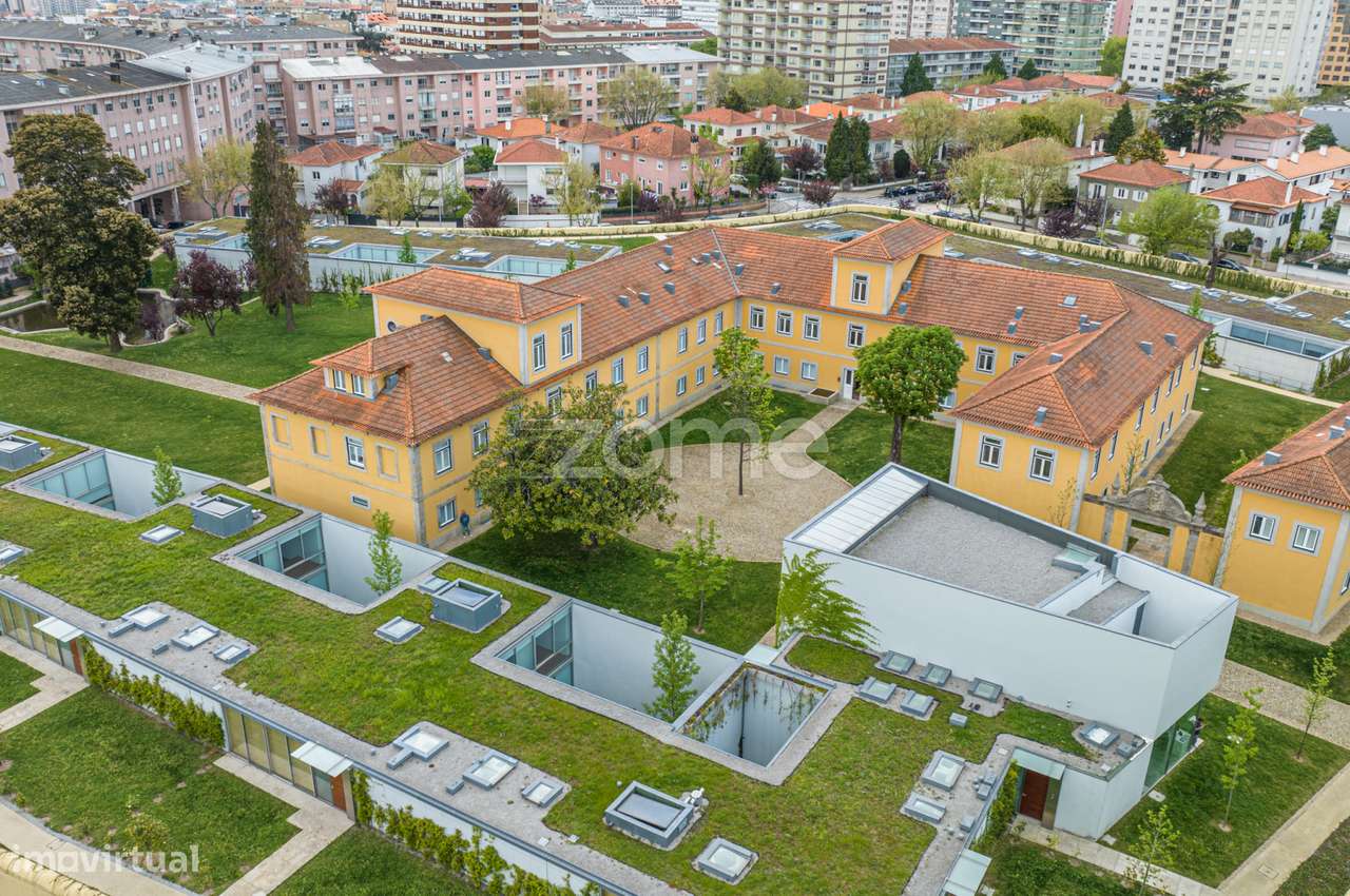 Apartamento T4 em Condomínio Privado de Luxo, no Centro do Porto - Grande imagem: 4/60