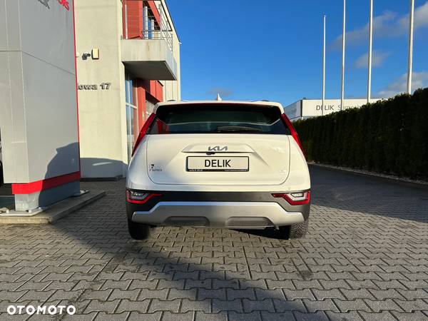 Kia Niro 1.6 GDI Hybrid M - 12