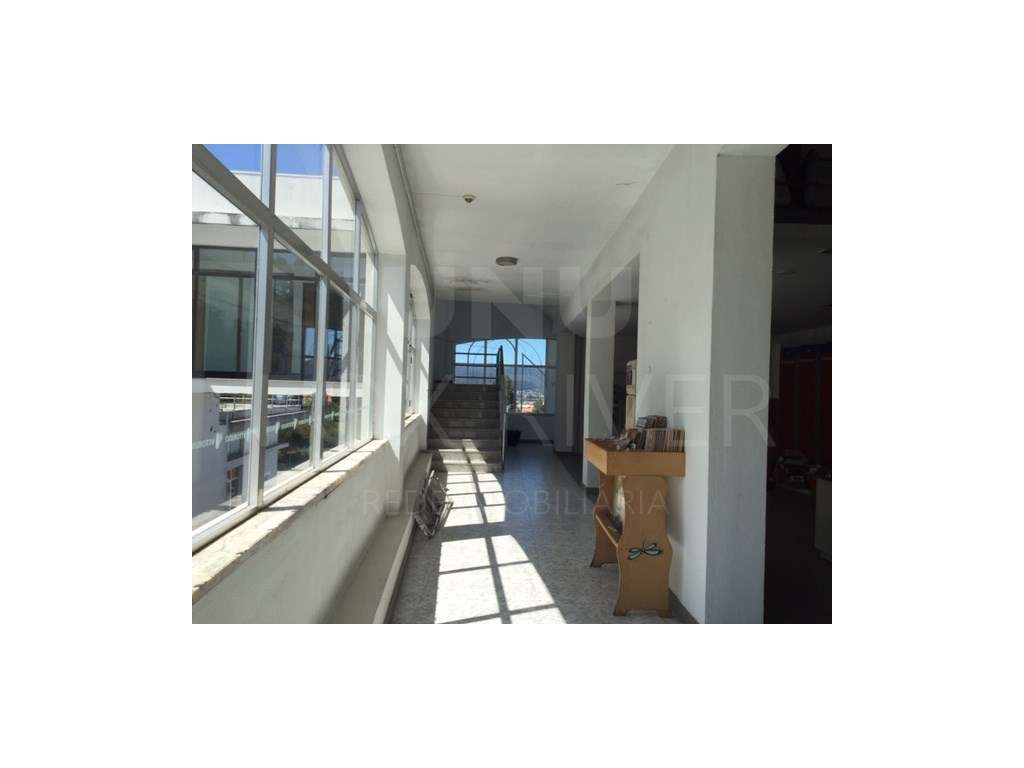 Armazém em Vila Nova de Anha - Grande imagem: 2/4