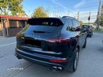 Porsche Cayenne S Hybrid Tiptronic S - 4