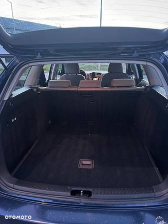 Volkswagen Golf Variant 2.0 TDI DPF Comfortline - 11