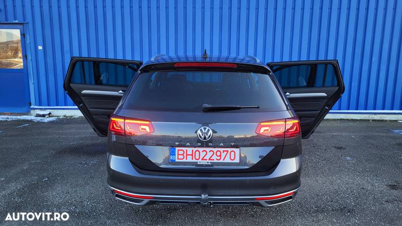 Volkswagen Passat Variant 2.0 TDI SCR DSG Elegance - 20