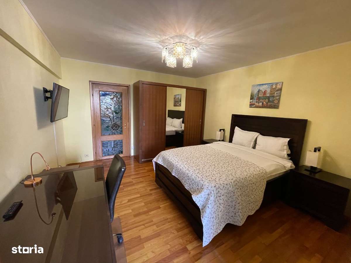 Garsoniera ultracentral, mobilata complet, etaj 3, bloc solid, parc - Imagine principală: 1/12