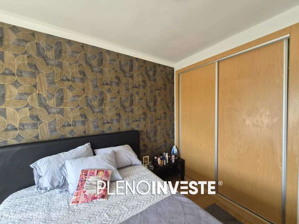 Apartamento T2 em Excelente Estado de Conservação em Palhais-10