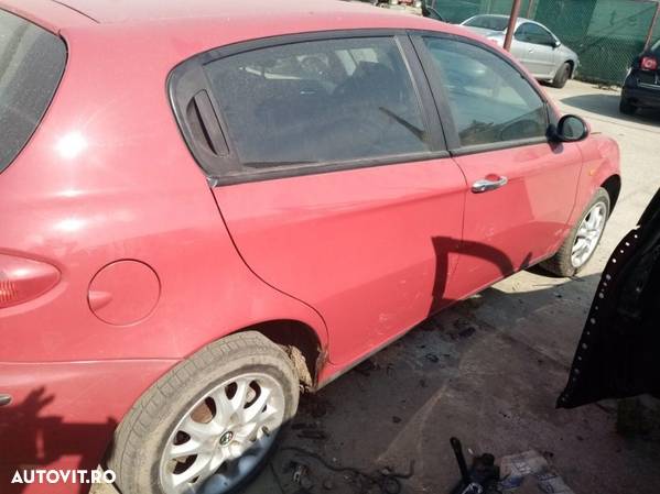 Dezmembrez Alfa Romeo 147 - 7