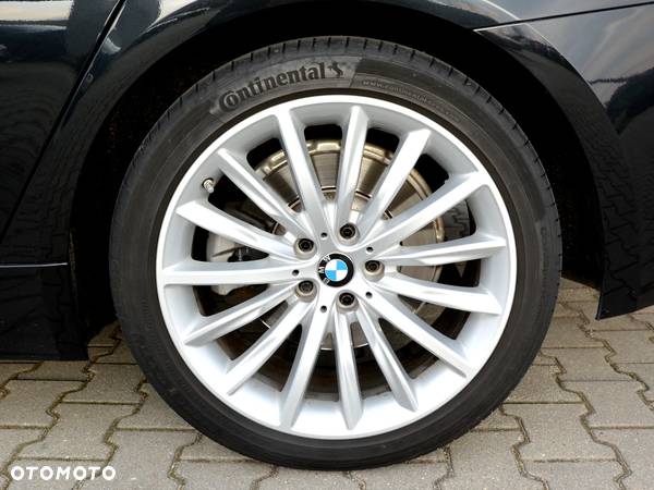 BMW Seria 5 520d xDrive Luxury Line - 9