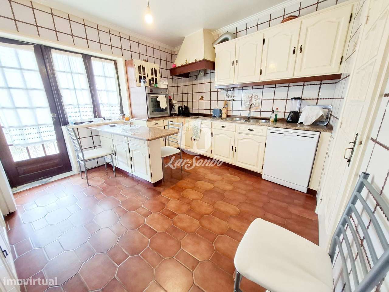 Moradia T4 com terraço na Póvoa de Varzim - Grande imagem: 2/26