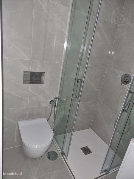 Alugo T2 em Azurém -guimaraes - Grande imagem: 5/12