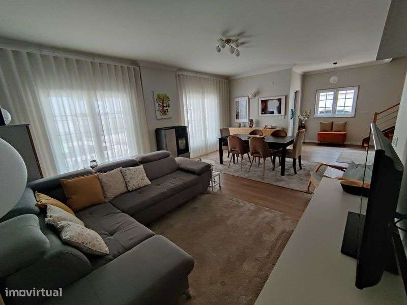 Moradia V4 independente com terreno (Sintra) - Grande imagem: 5/12