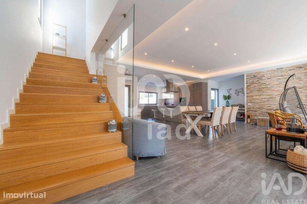 Casa / Villa T3 em Quarteira de 442,00 m2 - Grande imagem: 4/30