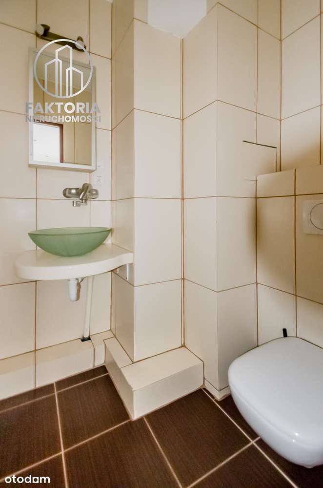 Pierwsze piętro. Gotowe do zamieszkania-12