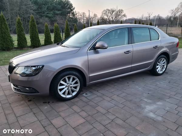 Skoda Superb 2.0 TDI Ambition - 7