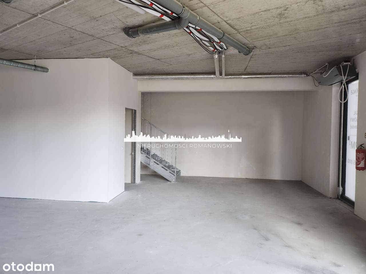 Na wynajem duży lokal usługowy z witryną tuż przy parku - Pełny obrazek: 4/8