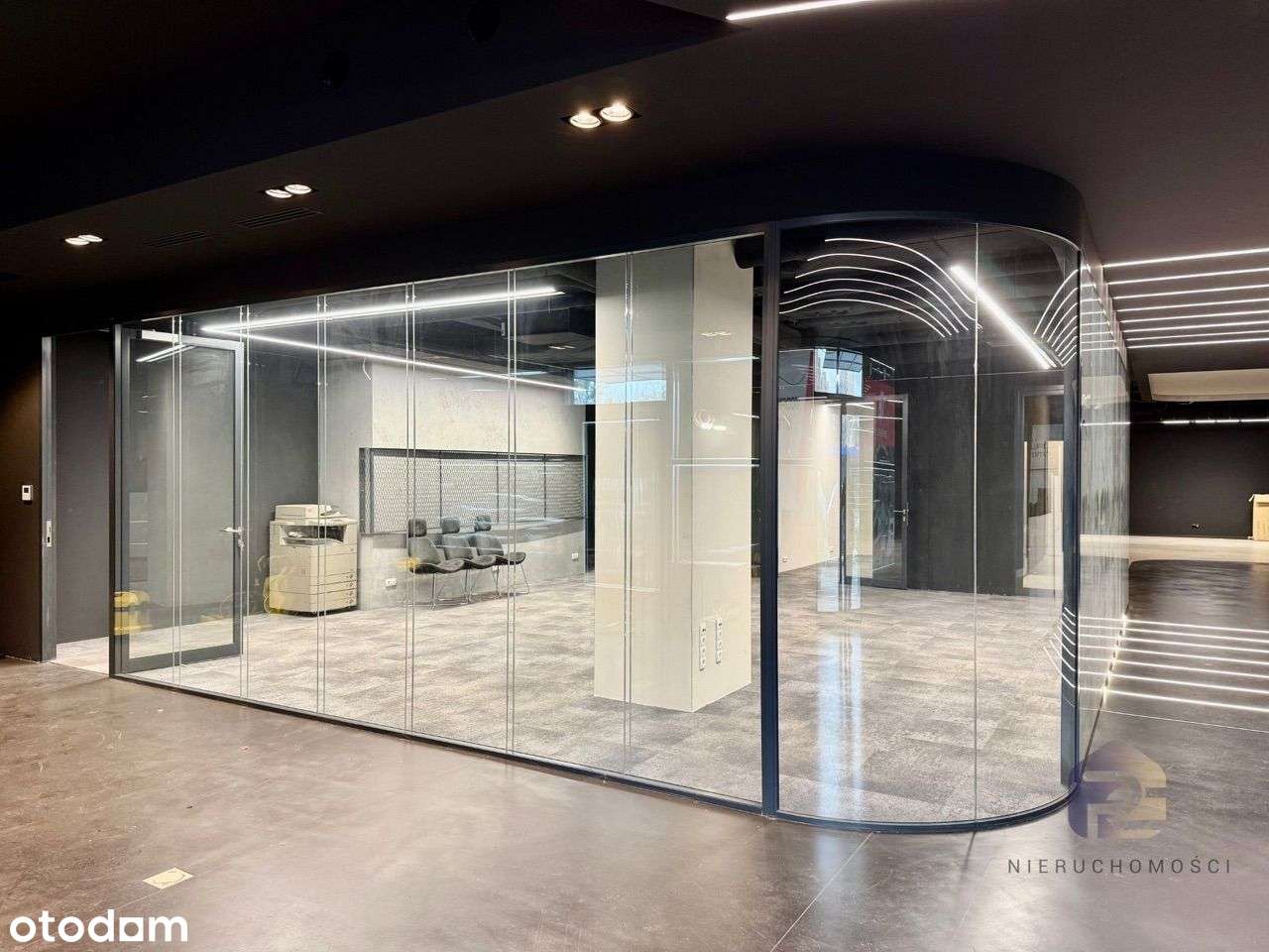 Lokal z witryną | WIDOCZNY | Ruchliwa ulica | Klimatyzacja | MP - Pełny obrazek: 3/15