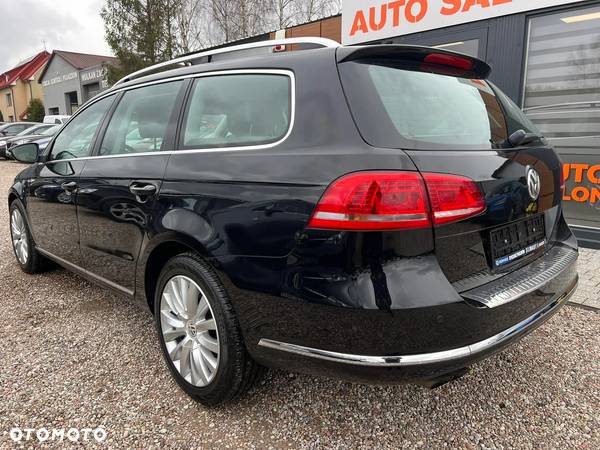 Volkswagen Passat 2.0 TDI DPF Highline - 11