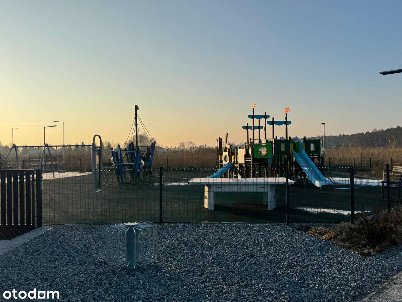 Apartament Sunset Resort nad morzem k/Kołobrzegu  z  m. postojowym-13