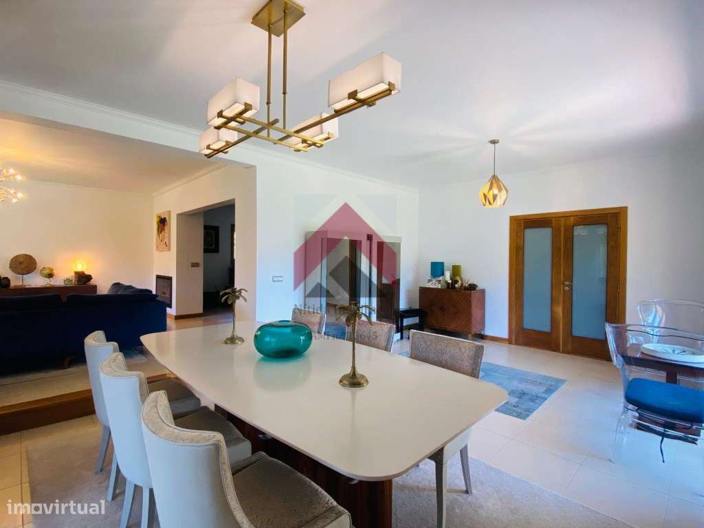 Moradia T6 Isolada na Palhaça-14