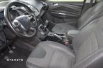 Ford Kuga 2.0 TDCi 2x4 Titanium - 17