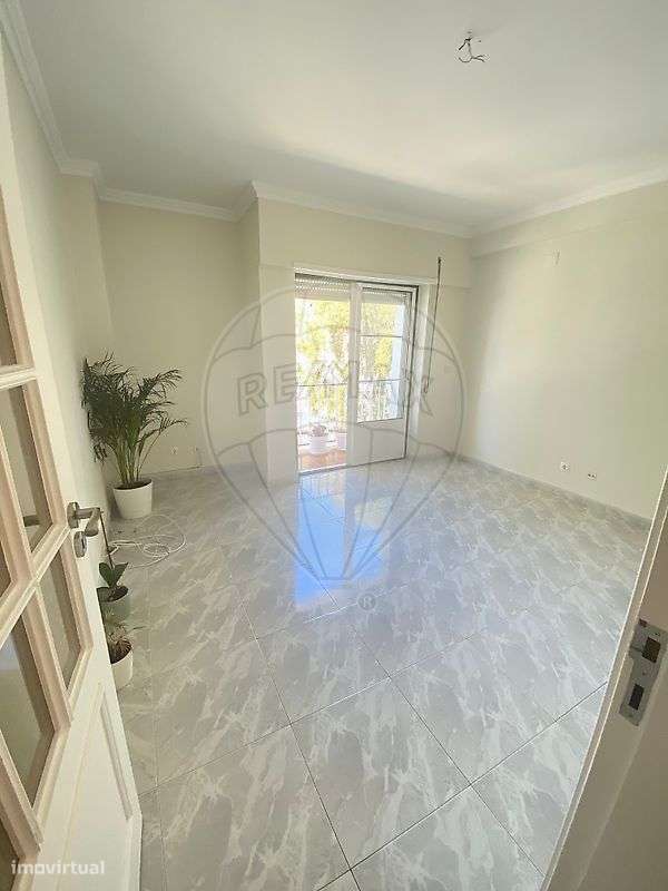 Apartamento T2 para arrendamento - Grande imagem: 3/16