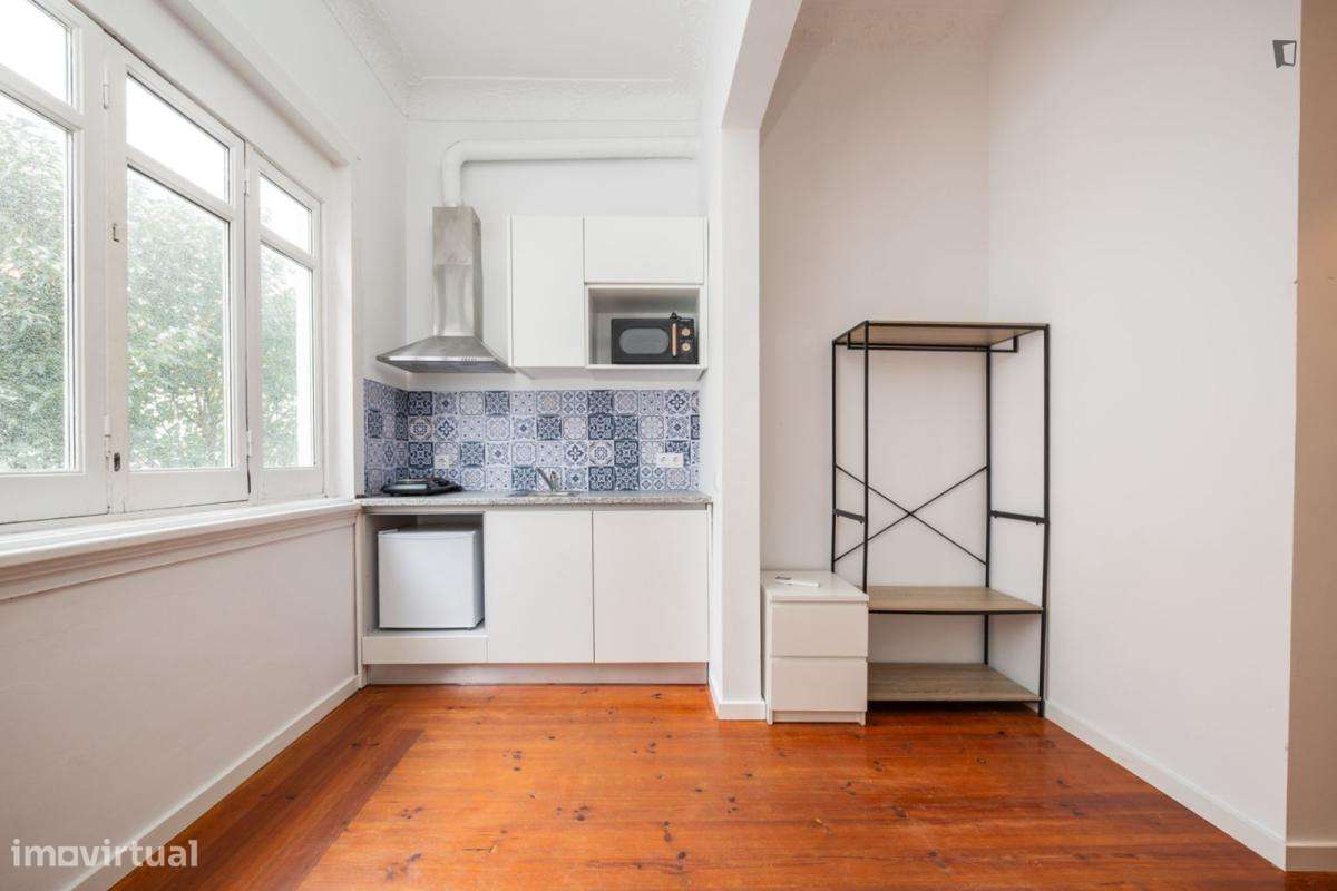 Estúdio - localizado em São Jerónimo Coimbra - Grande imagem: 4/5