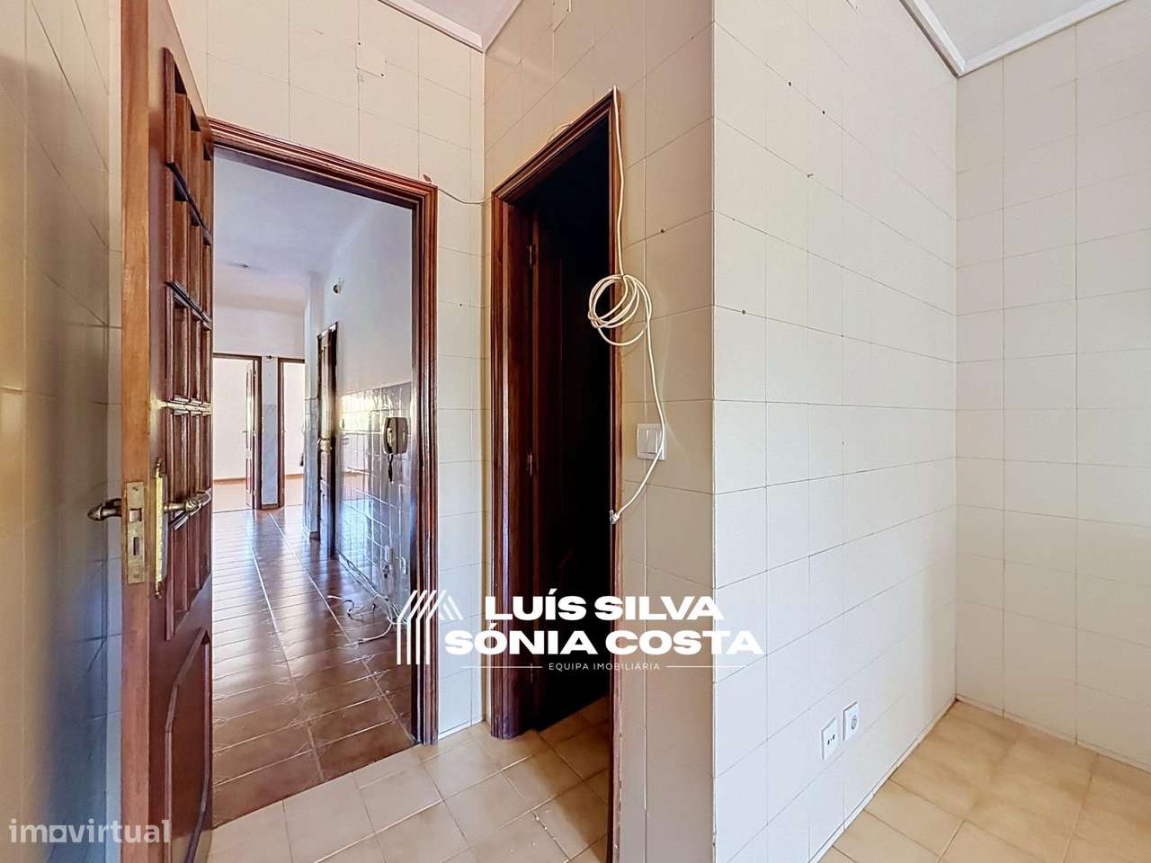 Apartamento T3 c/ Garagem, Varandas & Elevador – Centro da Feira...-8