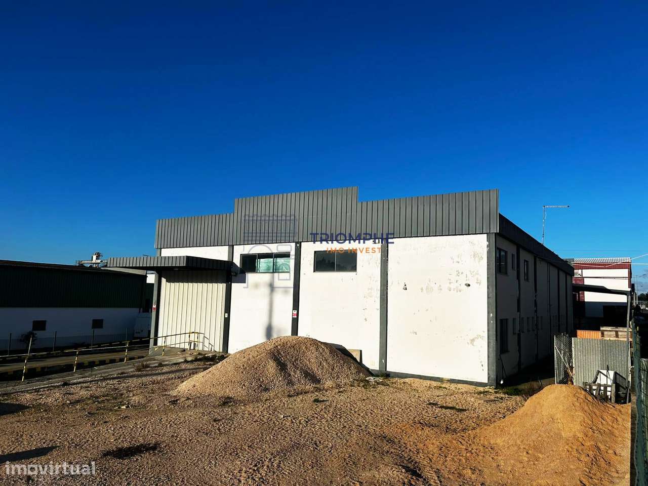 Armazém com Cais de Carga Alcobaça - Grande imagem: 3/12