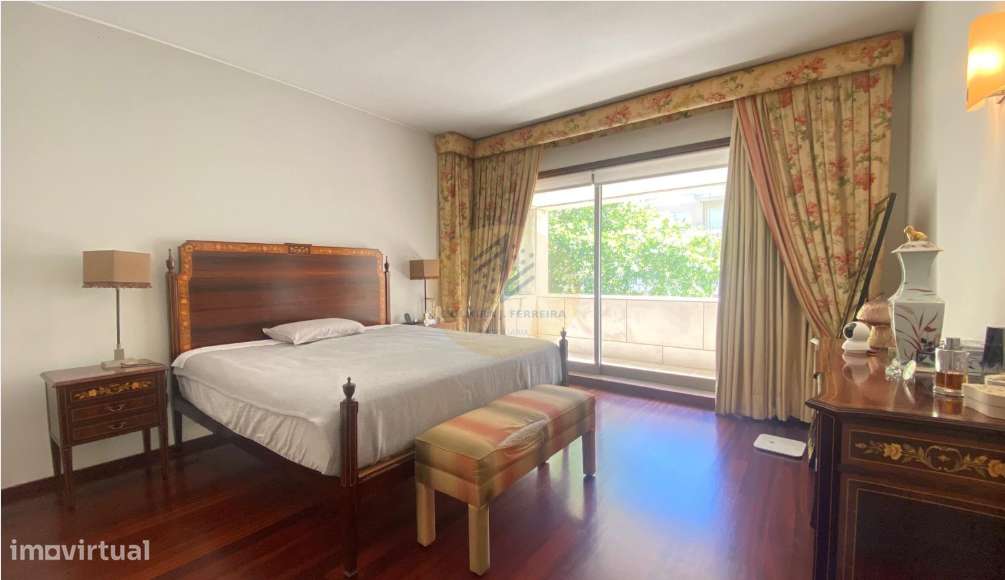 Apartamento T5+1 Boavista/ Aviz- Porto-25