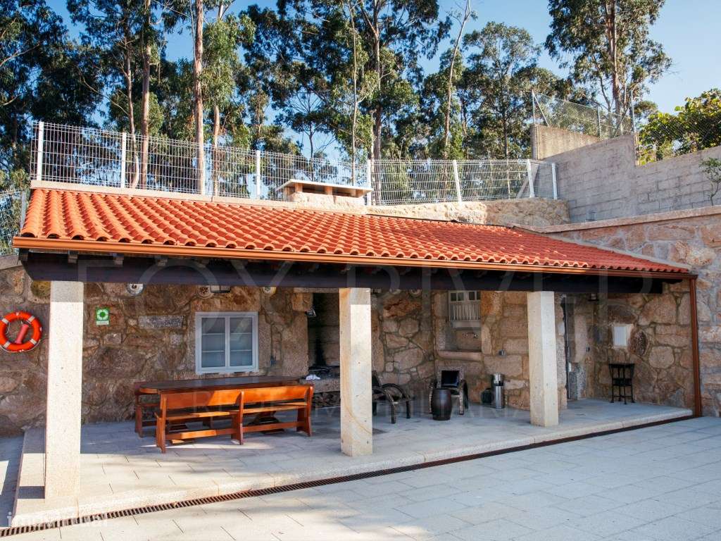 Moradia T4 e moradia T1 independente - Cabaços, Ponte de Lima - Grande imagem: 5/60