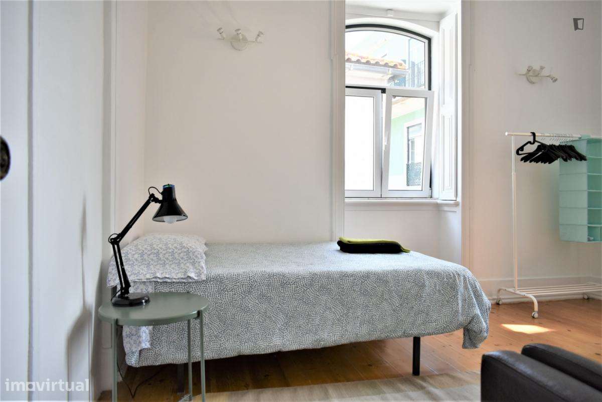 Quarto - localizado em Bairro Alto Lisbon - Grande imagem: 4/9